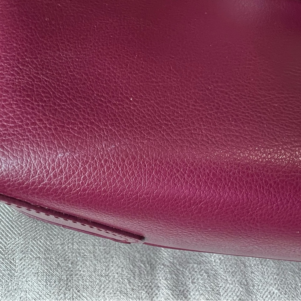 Kate Spade Oxblood Reversible Tote with Matching Wallet - Picture 6 of 9